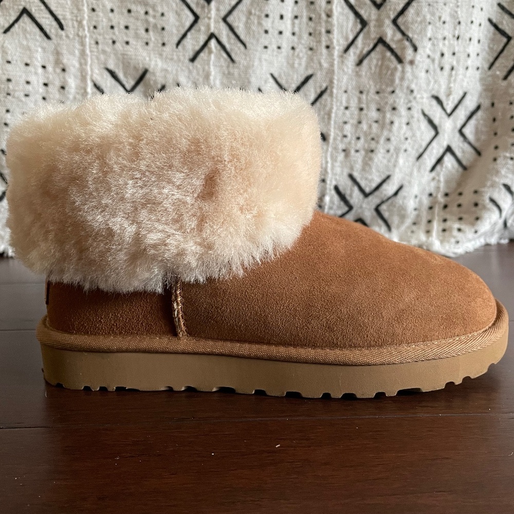 UGG Women’s Classic Mini Fluff Boot in Chestnut